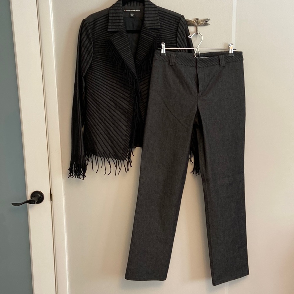 Ellen Tracy pant and  blazer jacket.  Fun set!
